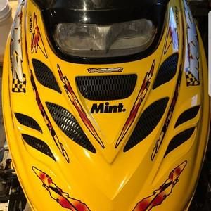 Meet your Posher, Levi